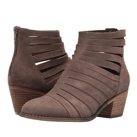 Carlos Santana Vanna cutout booties - Picture 1 of 15